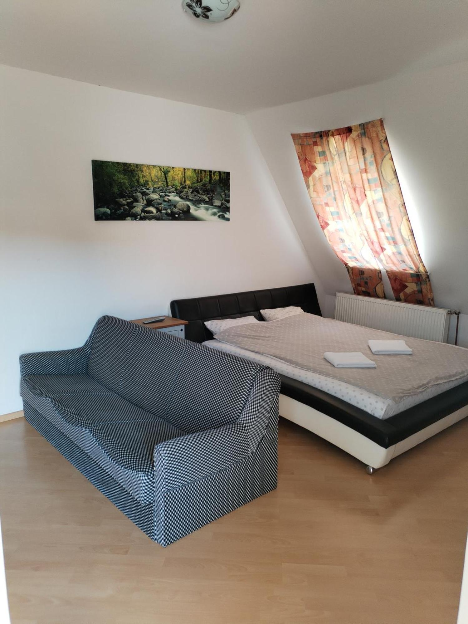 Lara Guest House Sfântu-Gheorghe 外观 照片